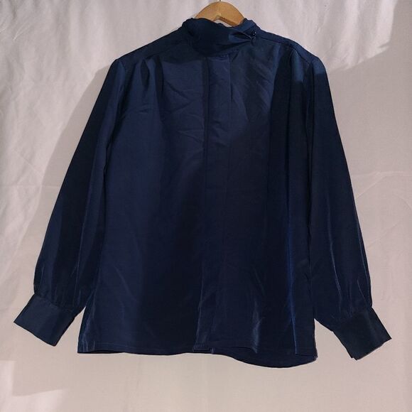 Blue Sophisticates By Pendleton Gatherd Draped high Neck Blouse - Picture 2 of 9